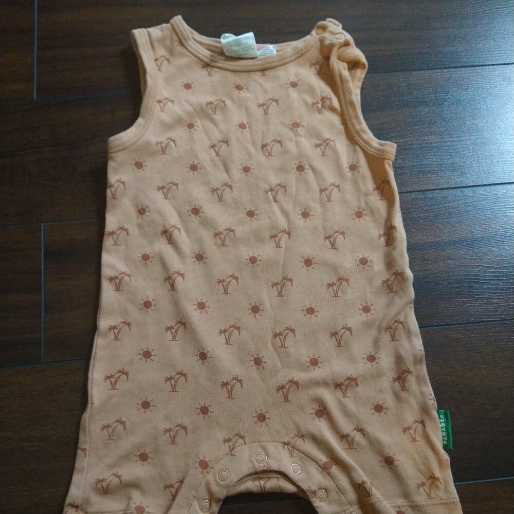 **SOLD**2T Parade Organics Short Romper,  with Palm Tree Print